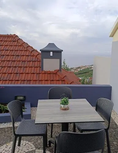 Seaviews 度假居 *